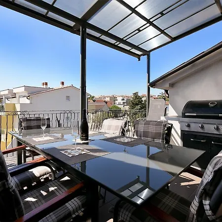 Barbara 1955 Apartment *